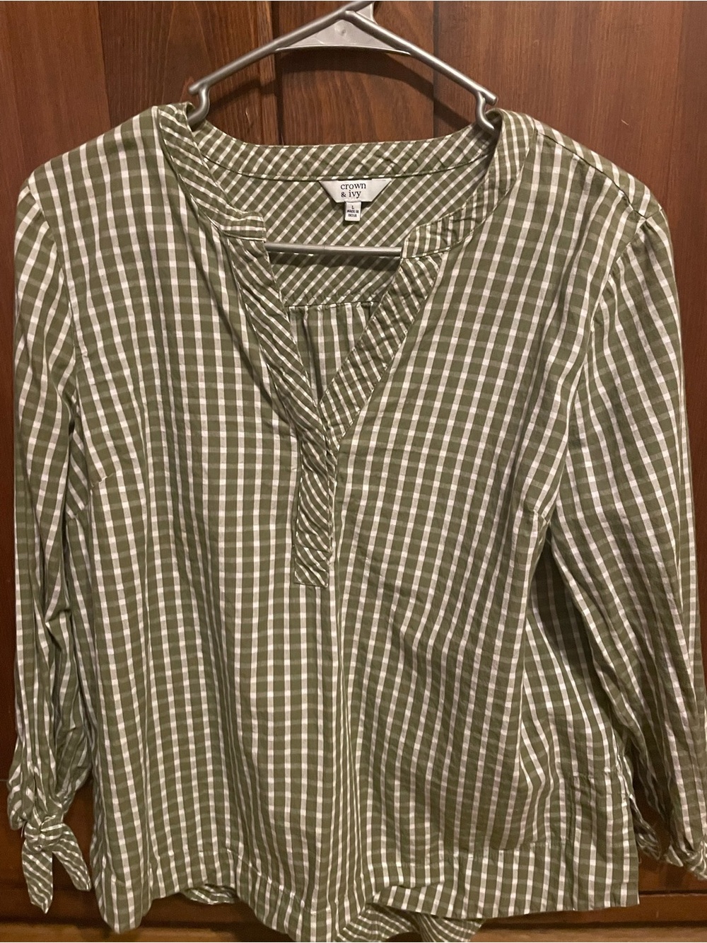 Crown & Ivy Olive Green Plaid women’s Long-Sleeve Shirt
